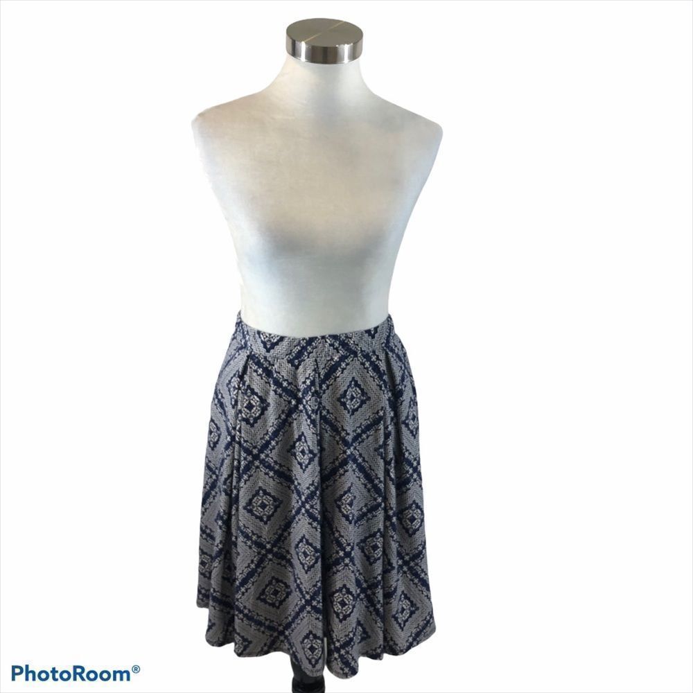 LuLaRoe Madison Skirt Blue and White Pattern Med